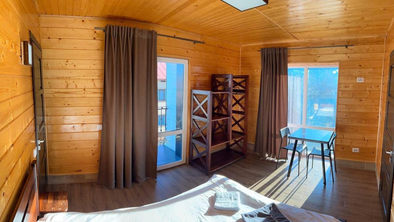 Гірка Hotel Сколе Екстериор снимка